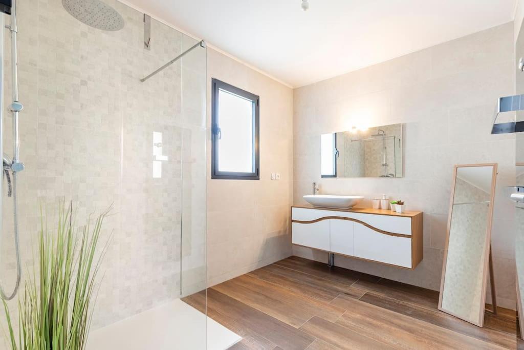 Villa Des Rives Du Tarn Avec Jacuzzi Montans Bagian luar foto